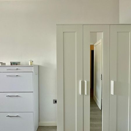 Hostiguest Coliving Leon Y Castillo Λας Πάλμας ντε Γκραν Κανάρια Εξωτερικό φωτογραφία