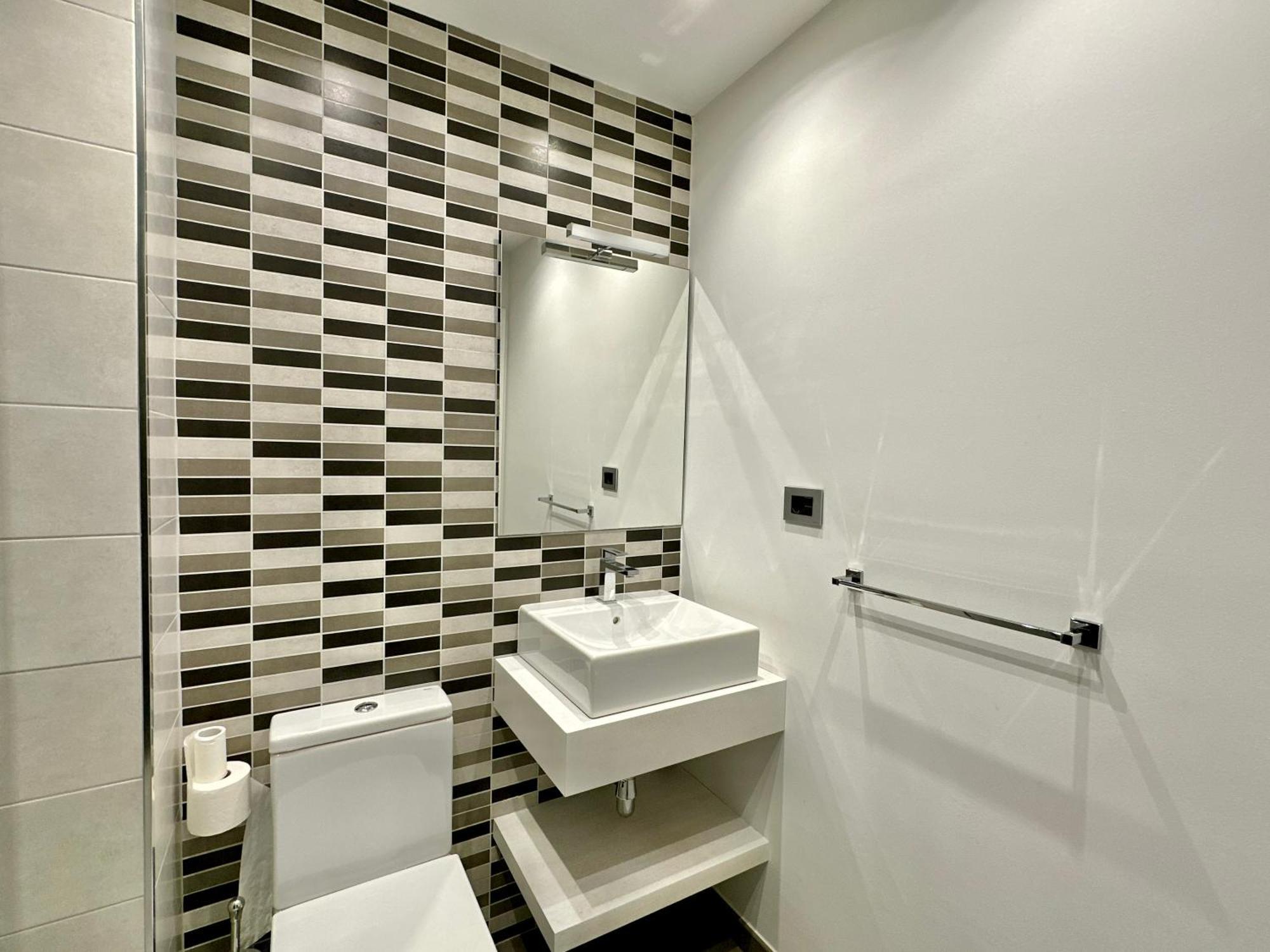 Hostiguest Coliving Leon Y Castillo Λας Πάλμας ντε Γκραν Κανάρια Εξωτερικό φωτογραφία
