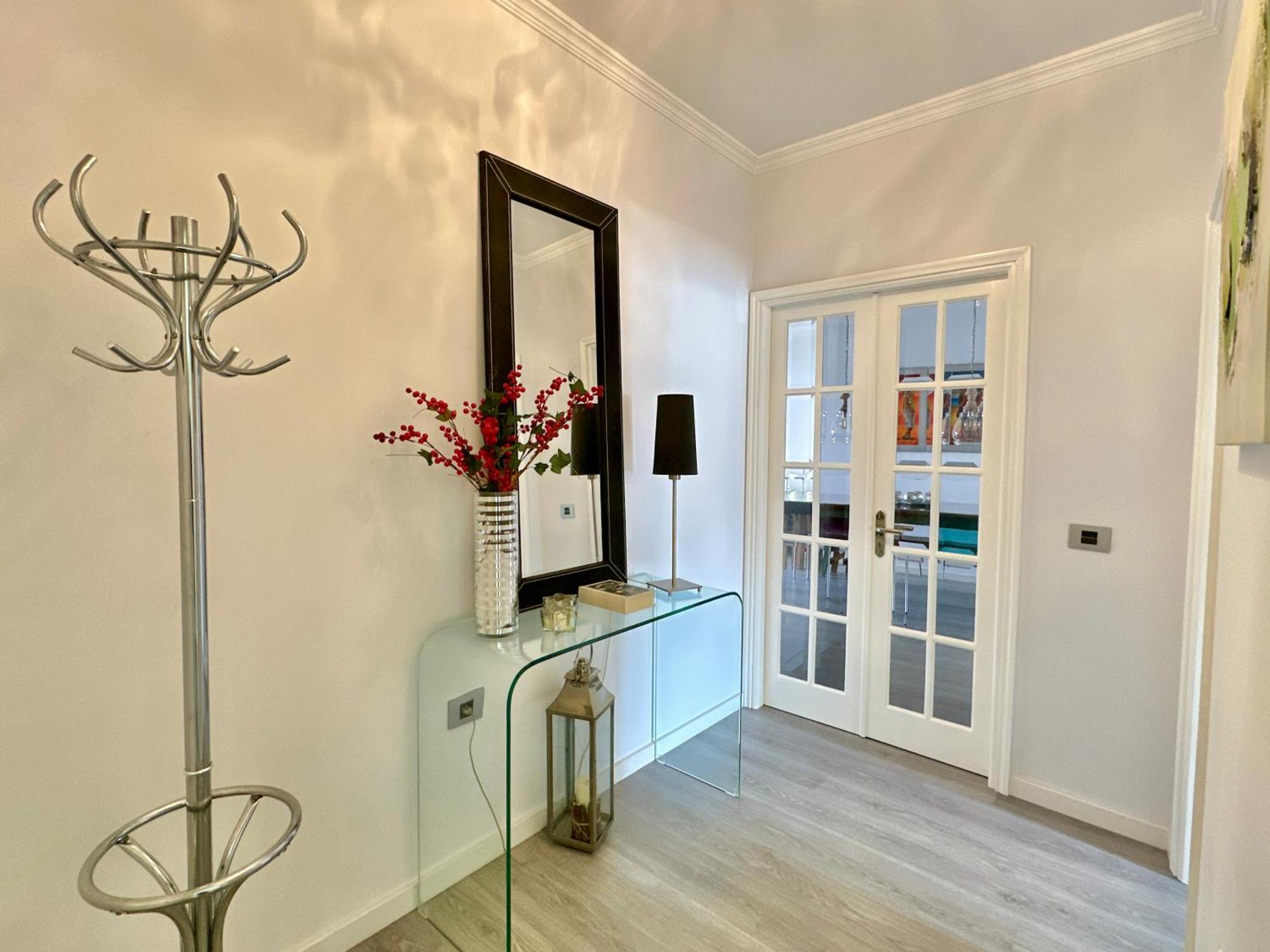 Hostiguest Coliving Leon Y Castillo Λας Πάλμας ντε Γκραν Κανάρια Εξωτερικό φωτογραφία