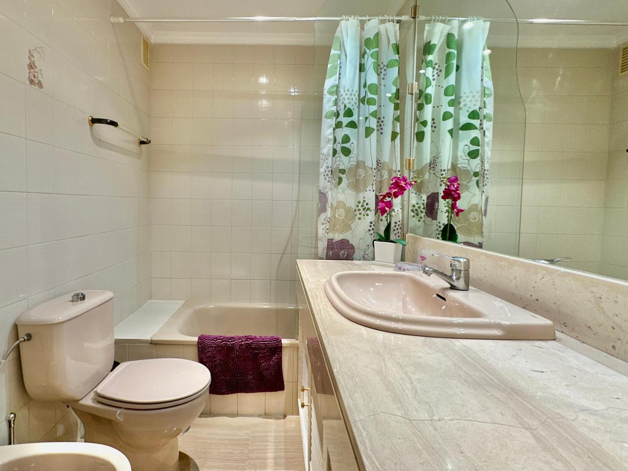 Hostiguest Coliving Leon Y Castillo Λας Πάλμας ντε Γκραν Κανάρια Εξωτερικό φωτογραφία
